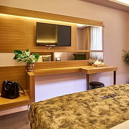Atro Otel 3*