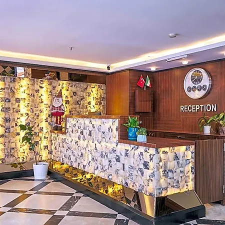 Otel Atro 3*